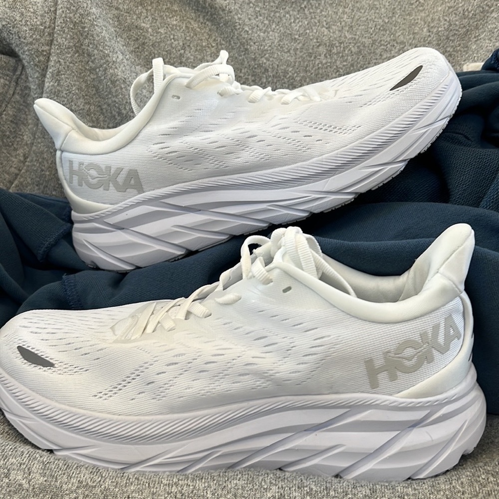Hoka One Clifton 8 White Sneakers. Worn only once. Perfect condition.